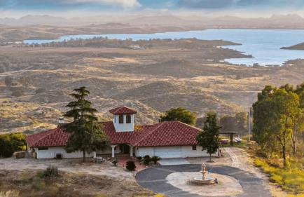 20 Acre Panoramic View Estate Hot Tub Pickleball Game Room - Foto 52