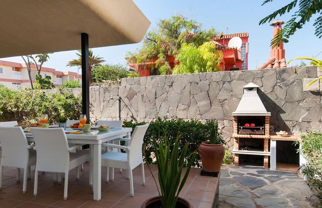 Belvilla by OYO Beach House Adelfas - Photo 16