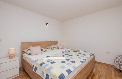 Cozy Home In Prolozac Donji With Wifi - Foto 19