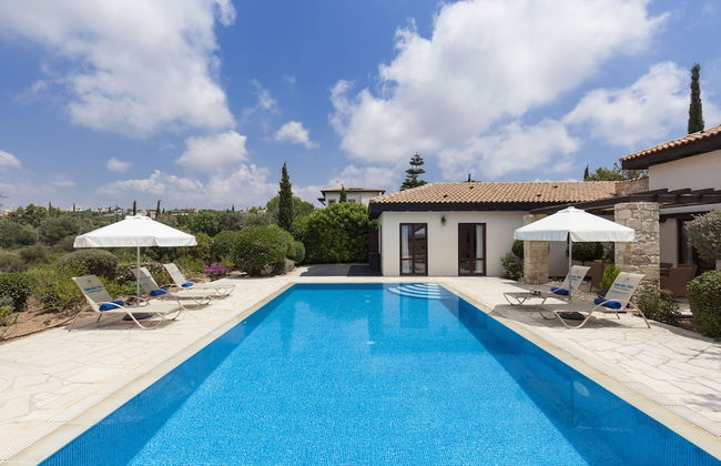 Aphrodite Hills Rentals – Superior Villas - Foto 8