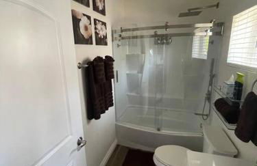 Elegant private studio with private entrance and pool access - Foto 10