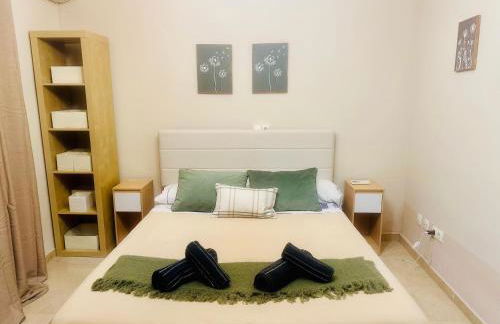 Lux Villa with Year-Round Heated Pool & Game Room - Foto 53