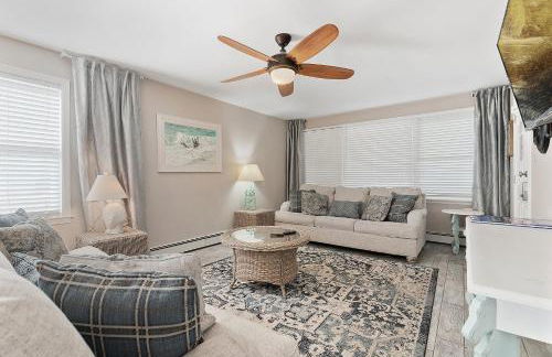 33rd Unit 1 Beachbound Parking 2 Blocks to the Beach - Foto 2