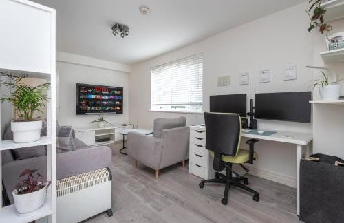 Modern Muse Flat with Free Parking - Foto 13