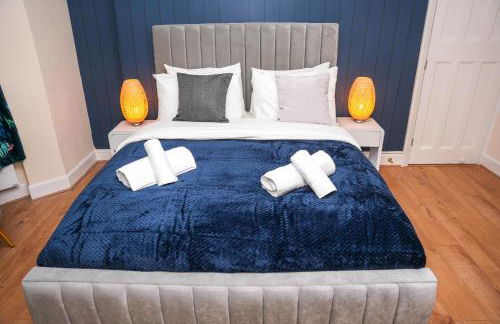 Large 4 Bedroom House Near Heathrow and M4 Free Parking - Foto 49