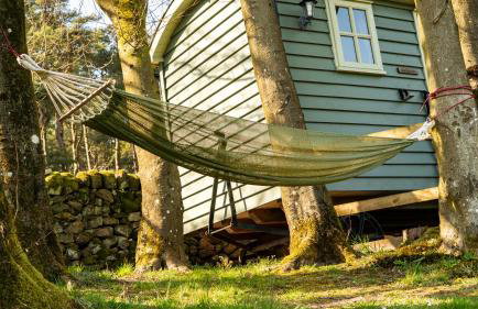 Lavender Retreat with Private Hot Tub - Photo 17