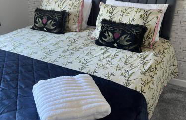 4 BRD House, with Double Parking - Photo 5