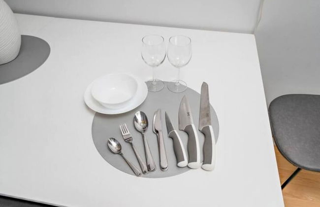 3 Bedroom Penthouse Great for Family Vacation - Photo 32