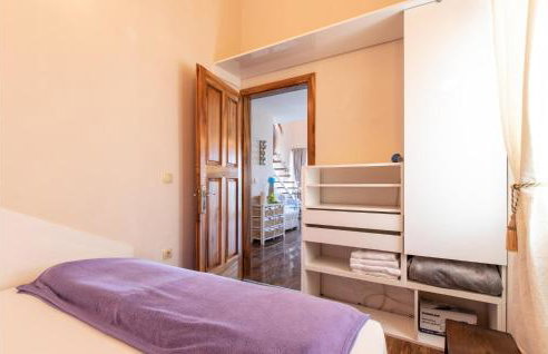 Amazing Apartment In Dobropoljana - Photo 17