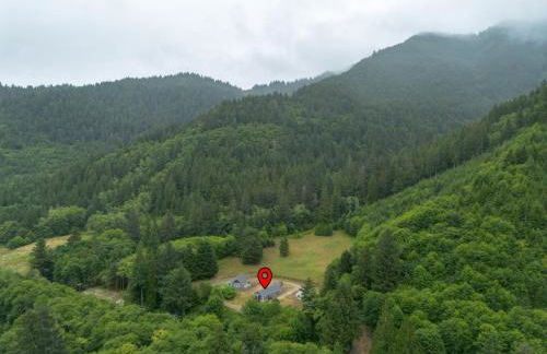 Nehalem Coastal Oasis - Secluded Coastal Home with Hot Tub on 14 Acres - Foto 1