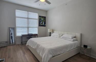 2bdrm/2 King beds/1Air mattress - Photo 15