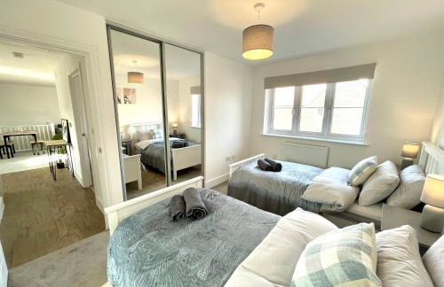 New Modern 2 Bed with parking in BISHOPS STORTFORD, close to Stansted Airport! - Foto 4