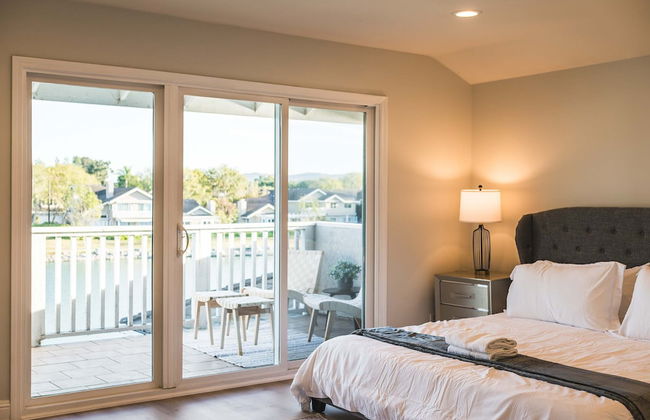 Waterfront Retreat With Stunning Views Modern Co - Foto 40