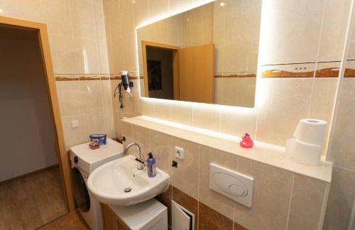 Koala Apartment mit 500 Mbit's WLAN und Balkon - Foto 10