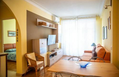 Joli 2 pièces climatisé à 150m de la plage - Foto 2