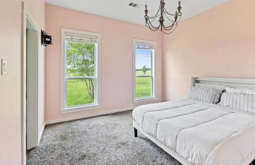 120 Acre Estate WaterTubing, Livestock,Event Space - Foto 34