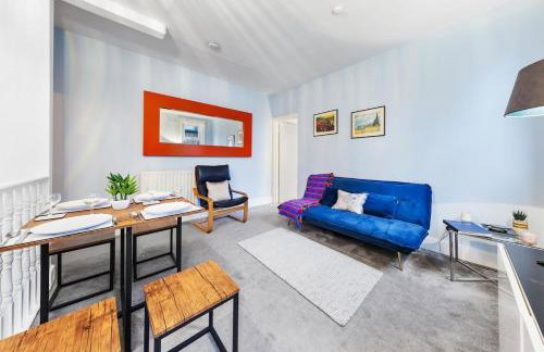 Lovely Split level 2 bedroom flat in NW London - Foto 15
