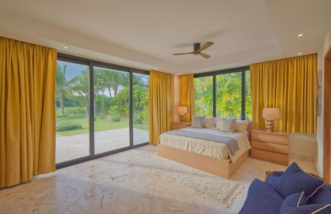 Modern Villa With Full Service Staff Close to Beach and Golf - Photo 10