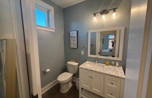 Gated 2BR in Greenville wVibes - Foto 7