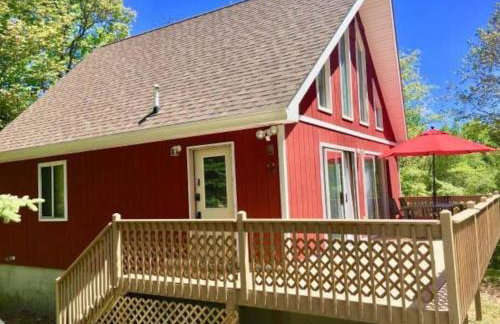 Beautiful Chalet with Hot Tub & Sauna in Poconos - Foto 22