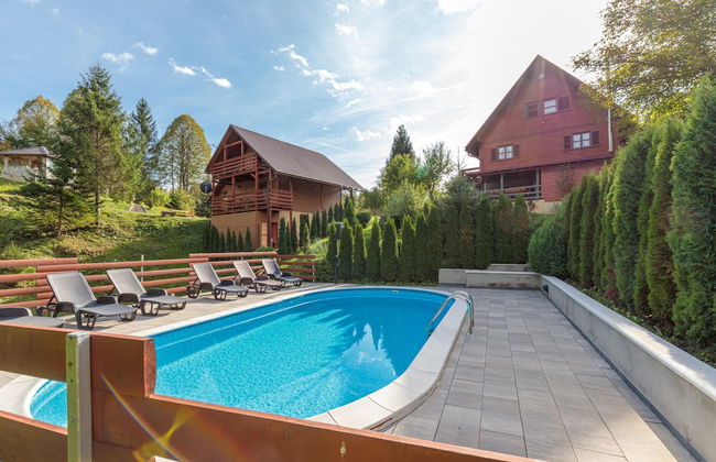 Chalet Zavrh with Private Heated Pool - Foto 16