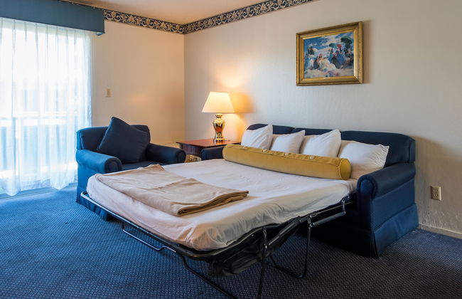 Coral Reef Inn & Suites - Foto 6