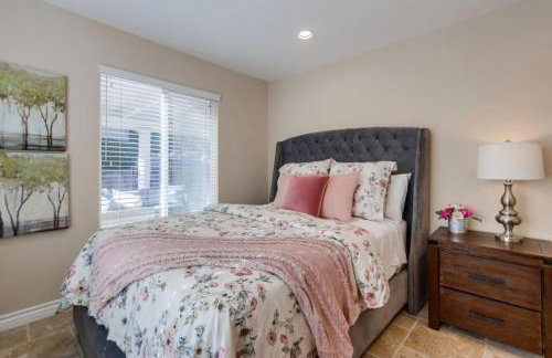 Beautiful Backyard Oasis 5 bedroom 3 Bathroom Home - Foto 10
