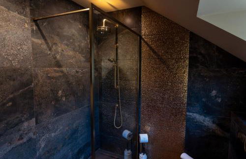 Luxury Lake Front Escape With Hot Tub - Foto 26