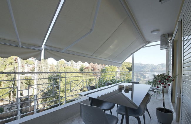 Lucyzen in Vouliagmeni - Foto 16