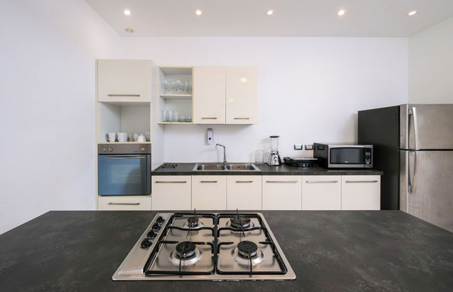 Aligio Aparthotel Beachfront - Photo 23