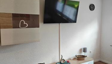 Haus 2 Etagen Garten 1 Badezimmer,1 Gäste Wc 200 Qm 5 Betten Gehoben mit Garten - Foto 4