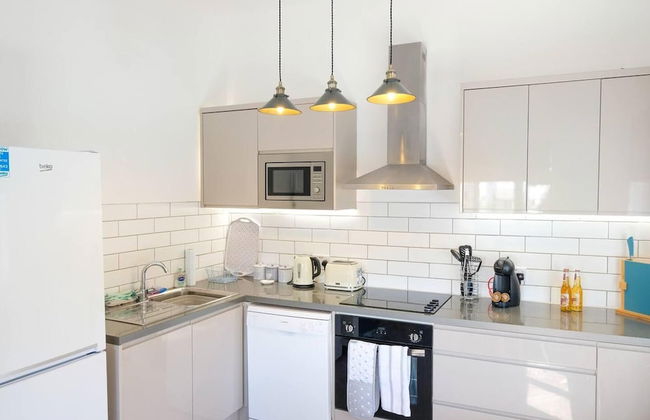 Charming 1-bed Apartment in Bournemouth Near sea - Foto 4