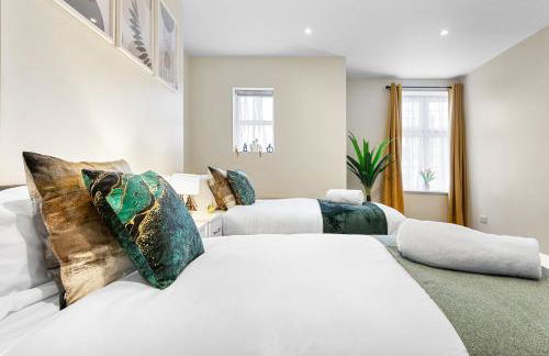 Stylish & Modern 2-Bedroom London Hideaway - King Bed- Sleeps 6 - Parking Available - Instant Book - 20 Percent Off Long Stays! - Foto 32