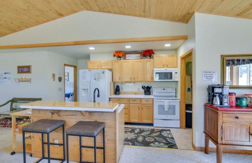 Spacious Buena Vista Home with Fire Pit Near Skiing! - Foto 13