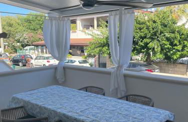 villa TiCia a 100 metri dalla spiaggia con parcheggio privato - Foto 1