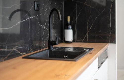 Strelitzia apartment Split with jacuzzi - Photo 29