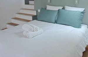 La porte Bleue - appartement juste rénové - très propre - grand confort - lumineux - calme - centre historique - Foto 12