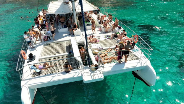 Palma Bay Catamaran Trip at Sunset - Foto 5