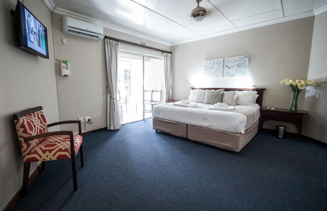 First Group Lake View Cabanas - Photo 9