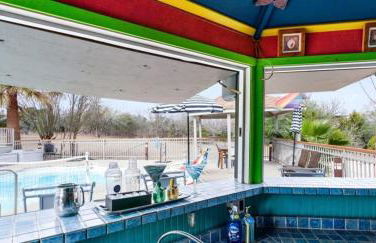 Scenic 5-Acre Retreat with Hot Tub Pool & Game Room - Foto 18