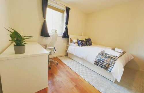 Luxury Apartment at Edinburgh - Photo 21