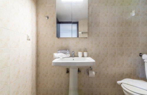 Ceronia Renovated House near the Beach - Foto 8