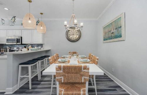 Blue Bayou Oasis Luxury Pool home and Sunshine - Foto 9