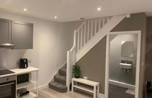 Fantastic Location, Annexe with Hot Tub - Photo 9