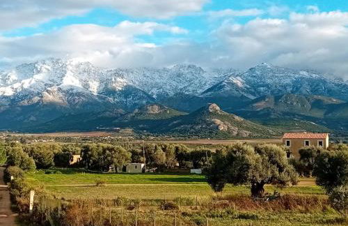 1st floor apartment in 18th century character house - Foto 3