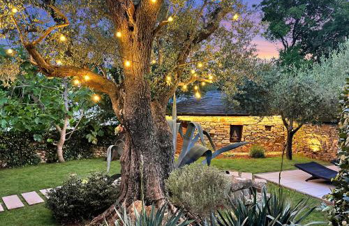 Villa Liberta - Private Family Villa with Pool & Garden - Photo 27