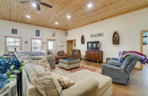 Boat Launch On-Site Lakefront Toledo Bend Getaway - Foto 6