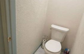 Spacious 5BR Midtown - Near Zoo and Liberty Bowl - Photo 39