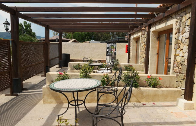 El Rancho - Photo 33