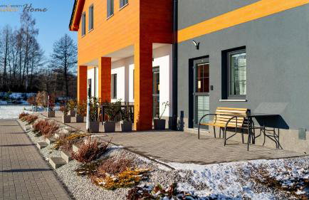 Wonder Home - Apartamenty Halo Karkonosze z ogrodem, sezonowym basenem, placem zabaw i widokiem na Śnieżkę - zlokalizowane blisko Karpacza - Foto 26